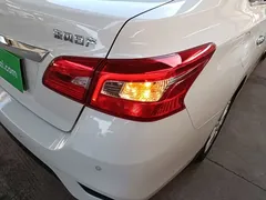 2021 Nissan Sylphy Classic 1.6L XL CVT Luxury, белый — фото 8