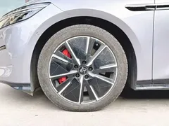 2025 BYD Han L DM-i PHEV 200km Lidar Flagship — фото 3