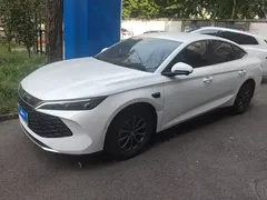 2025 BYD Qin L PHEV 80km Leading Smart Driving, белый — фото 1