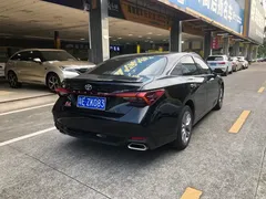 2021 Toyota Avalon 2.5L Luxury, чёрный — фото 6