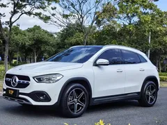 2020 Mercedes-Benz GLA 180, белый — фото 1