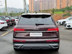 2020 Audi Q7 55 TFSI quattro S line Sport — фото 18