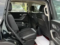 2024 Hongqi HS7 2.0T PHEV 4WD 6, чёрный — фото 16