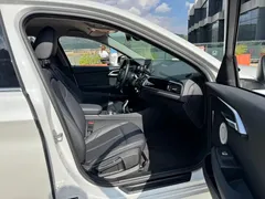 2022 BMW 1 Series 120i M Sport, белый — фото 22