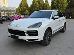 2023 Porsche Cayenne 3.0T Platinum Edition, белый — фото 1