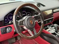 2023 Porsche Cayenne 3.0T Platinum Edition, белый — фото 5
