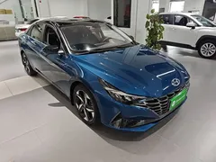 2022 Hyundai Elantra 1.5L CVT LUX Premium, синий — фото 4