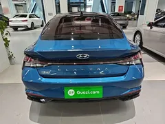 2022 Hyundai Elantra 1.5L CVT LUX Premium, синий — фото 6