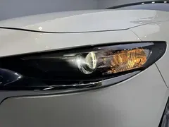 2021 Mazda 3 2.0L AT, белый — фото 16