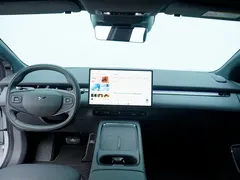 2026 Xpeng P7+ EV 615 Max Flagship — фото 3