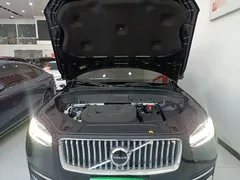 2023 Volvo XC90 7-seat, чёрный — фото 20