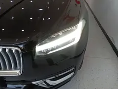 2023 Volvo XC90 7-seat, чёрный — фото 24