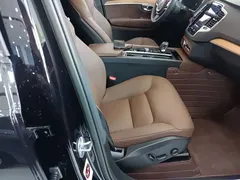 2023 Volvo XC90 7-seat, чёрный — фото 25