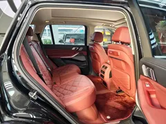 2023 BMW X5 30Li Premium M Sport Package, чёрный — фото 13