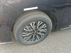 2024 Hongqi HQ9 2.0T PHEV 4WD Business — фото 23