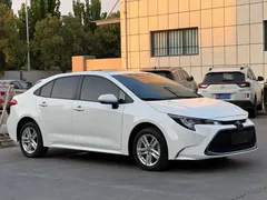 2022 Toyota Levin 185T CVT Luxury, белый — фото 3