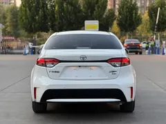 2022 Toyota Levin 185T CVT Luxury, белый — фото 8