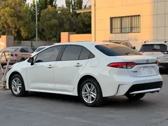 2022 Toyota Levin 185T CVT Luxury, белый — фото 9