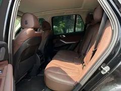 2021 BMW X5 xDrive40i M Sport Package, чёрный — фото 16