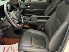 2021 Toyota Sienna 2.5L Hybrid Ultimate, белый — фото 4
