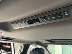 2021 Toyota Sienna 2.5L Hybrid Ultimate, белый — фото 10