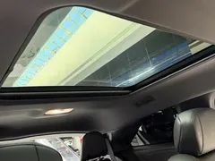 2021 Toyota Sienna 2.5L Hybrid Ultimate, белый — фото 11