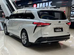 2021 Toyota Sienna 2.5L Hybrid Ultimate, белый — фото 18