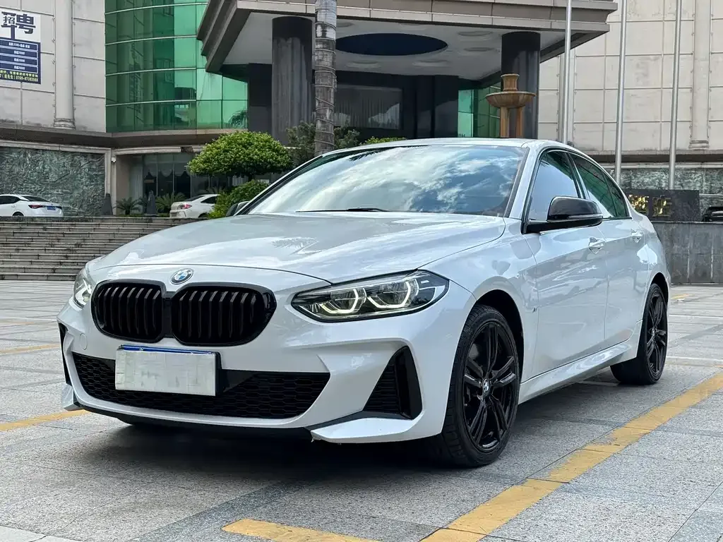 2023 BMW 1 Series 125i M Sport Night Edition