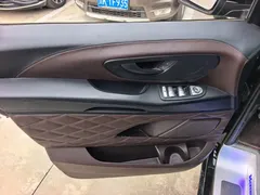 2023 Mercedes-Benz Vito 2.0T Elite 7-seat, чёрный — фото 9