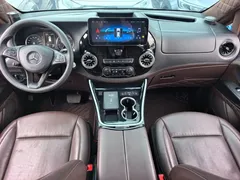 2023 Mercedes-Benz Vito 2.0T Elite 7-seat, чёрный — фото 13