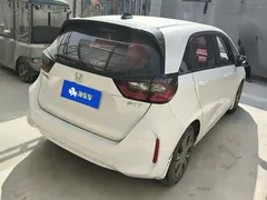 2022 Honda Fit 1.5L CVT Sunroof, белый — фото 3