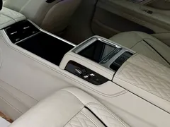2021 BMW 7 Series M760Li xDrive V12 Special Edition — фото 16