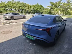 2025 Hongqi Tiangong 05 750 Smart Choice, синий — фото 4