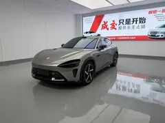 2025 Xiaomi YU7 4WD Max — фото 1