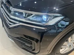 2021 Volkswagen Touareg 2.0TSI, чёрный — фото 9
