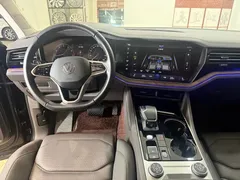 2021 Volkswagen Touareg 2.0TSI, чёрный — фото 17