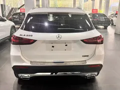 2022 Mercedes-Benz GLA 220 4MATIC, белый — фото 9