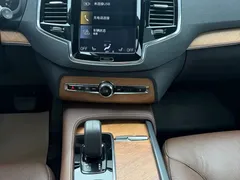 2022 Volvo XC90 B6 Sport 7-seat, чёрный — фото 9