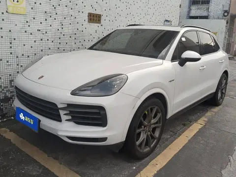 2023 Porsche Cayenne E-Hybrid 2.0T PHEV Platinum
