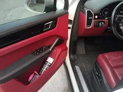 2023 Porsche Cayenne E-Hybrid 2.0T PHEV Platinum, белый — фото 7