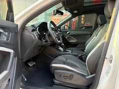 2022 Audi Q3 45 TFSI quattro Fashion Sport, белый — фото 7