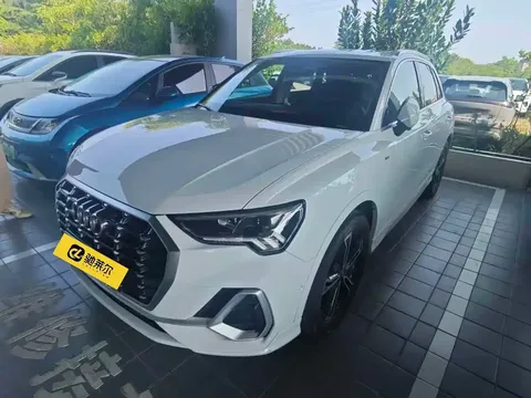 2021 Audi Q3 35 TFSI Fashion Sport