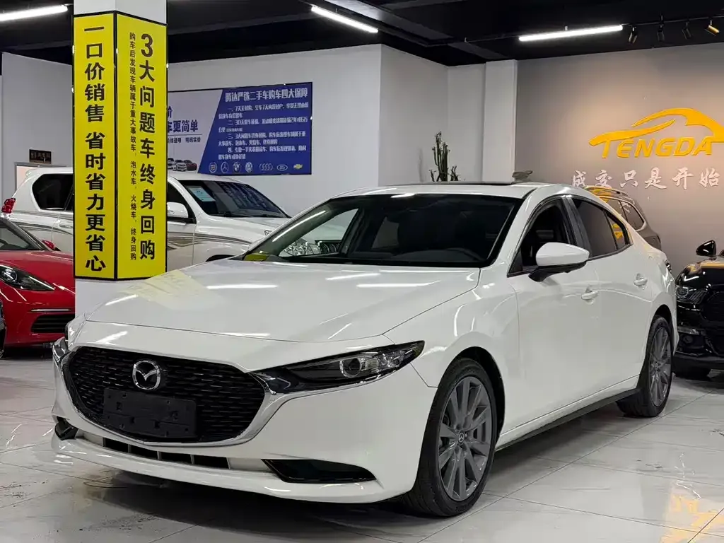 2021 Mazda 3 2.0L AT