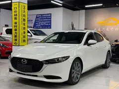 2021 Mazda 3 2.0L AT, белый — фото 1