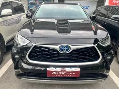 2022 Toyota Highlander Hybrid 2.5L 4WD Premium 7-seat, чёрный — фото 2