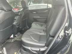 2022 Toyota Highlander Hybrid 2.5L 4WD Premium 7-seat, чёрный — фото 4