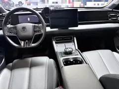 2024 BYD Qin L PHEV 120KM Excellence — фото 10