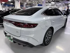 2024 BYD Qin L PHEV 120KM Excellence — фото 18