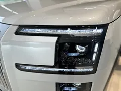 2025 Zeekr 9X Hyper 70kWh 6-seat, белый — фото 21