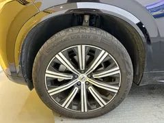 2021 Volvo XC90 B5 Luxury 5-seat, чёрный — фото 9